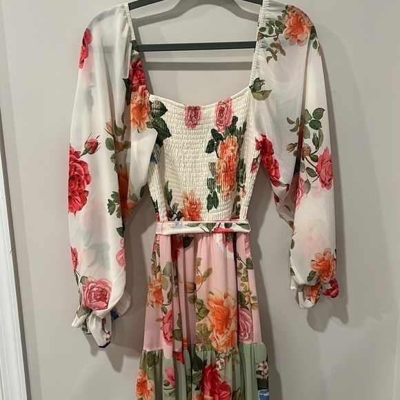 Love Collette Floral Tiered Midi Dress Size S - Picture 8 of 10